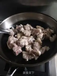 Make Rotten peanuts burning pig hands step 7