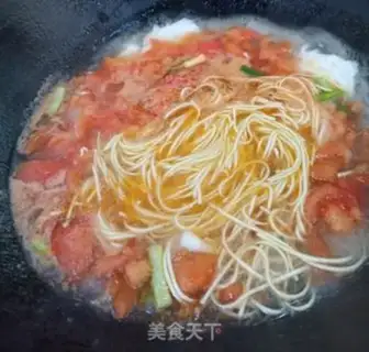 Make Tomato egg noodles step 6
