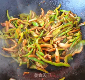 Make Spicy pepper squid step 8
