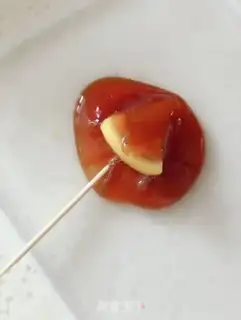 Make Caramel lollipop step 4