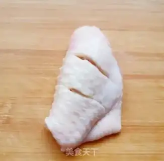 Make Chicken wings in Orleans step 1