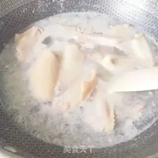 Make Chicken wings in Orleans step 2