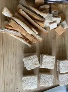 Make Strawberry toast step 1