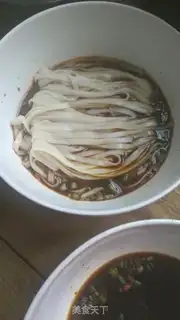 Make Cracker ribs soup noodles step 4
