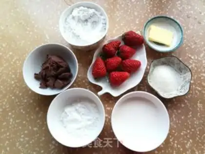 Make Strawberry Dafu step 0