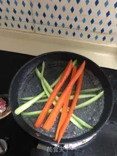 Make The violet step 1