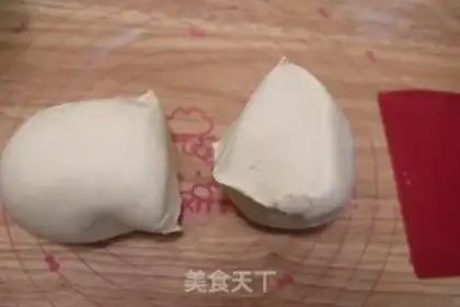 Make Spring sauce meat buns step 14