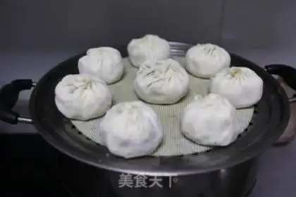 Make Spring sauce meat buns step 19