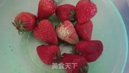 Make Strawberry oatmeal step 0
