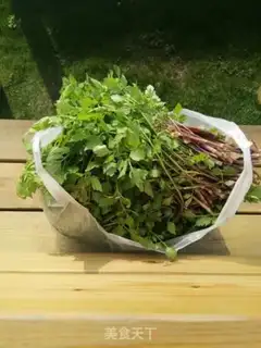 Make Wild celery beef step 1