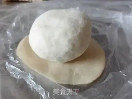 Make Coconut pineapple bun step 4