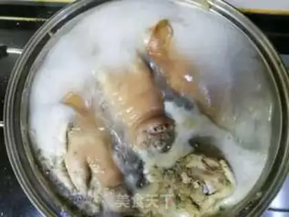 Make Secret sauce pig hoof step 4