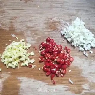 Make Eggs fried pasta step 3