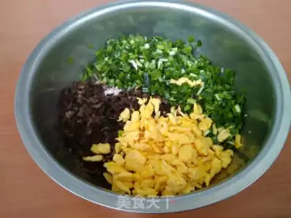 Make Eggs and pickles step 4