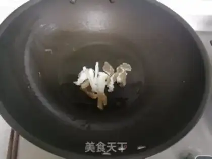 Make Salted meat with garlic step 1