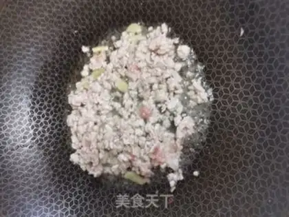Make Onion fragrance tofu step 2