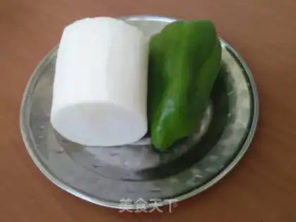Make Bean petals for radish step 0