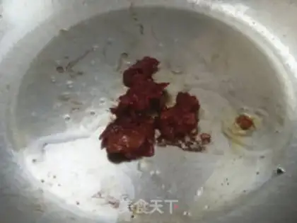 Make Bean petals for radish step 4
