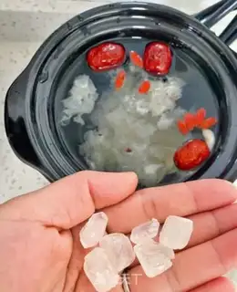 Make Silver ear soup step 2