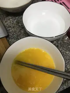 Make Egg stew step 1