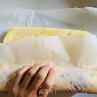 Make Meat pine roll step 12