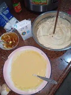 Make A brown sugar-tree chicken cake step 1