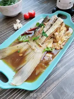 Make Burning fish tails step 10