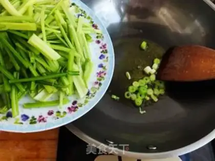 Make Fried celery step 2