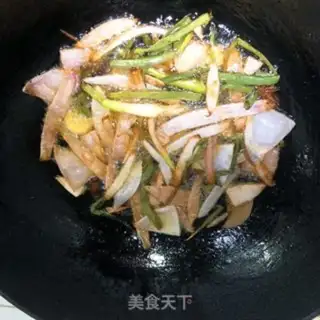 Make Spicy oil step 5