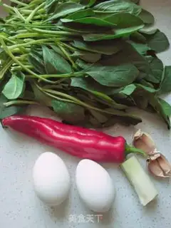 Make Pineapple pepper fried goose eggs step 0