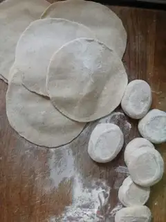 Make Noodles, melon bread step 4