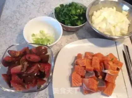 Make Salmon cheese pasta step 1