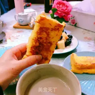 Make Egg fried banana toast step 9