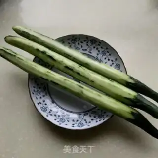 Make Pighead cucumber step 2