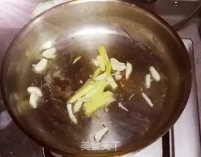 Make Piper squid dry step 1