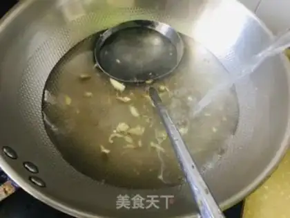 Make Tomato egg soup step 2