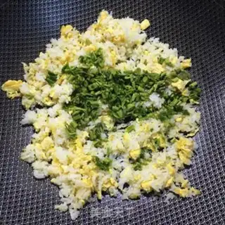Make Fried eggs step 4