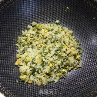 Make Fried eggs step 6