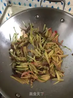 Make Weeds and sausage fried rice step 2