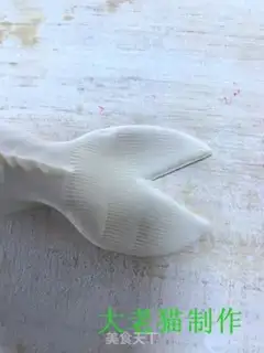 Make Peach buns step 19