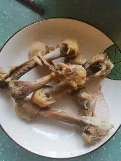 Make Homemade chicken juice tofu string step 1