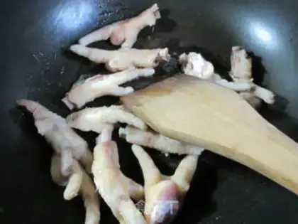 Make Frozen chicken claws step 2