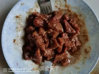 Make The salsa steak is made white step 0