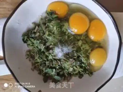Make Fried eggs step 4