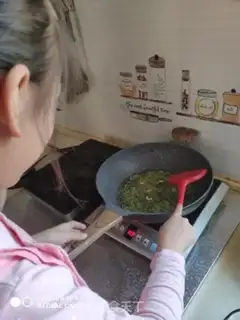 Make Fried eggs step 8