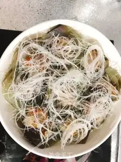 Make Garlic scallops step 1