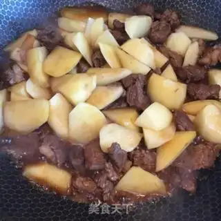 Make Potato red roasted cow step 4