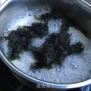 Make Soybeans pasta soup step 5