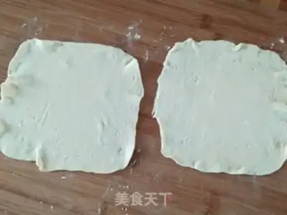 Make Flycake sausage rolls step 1