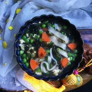 Make Soybeans pasta soup step 10